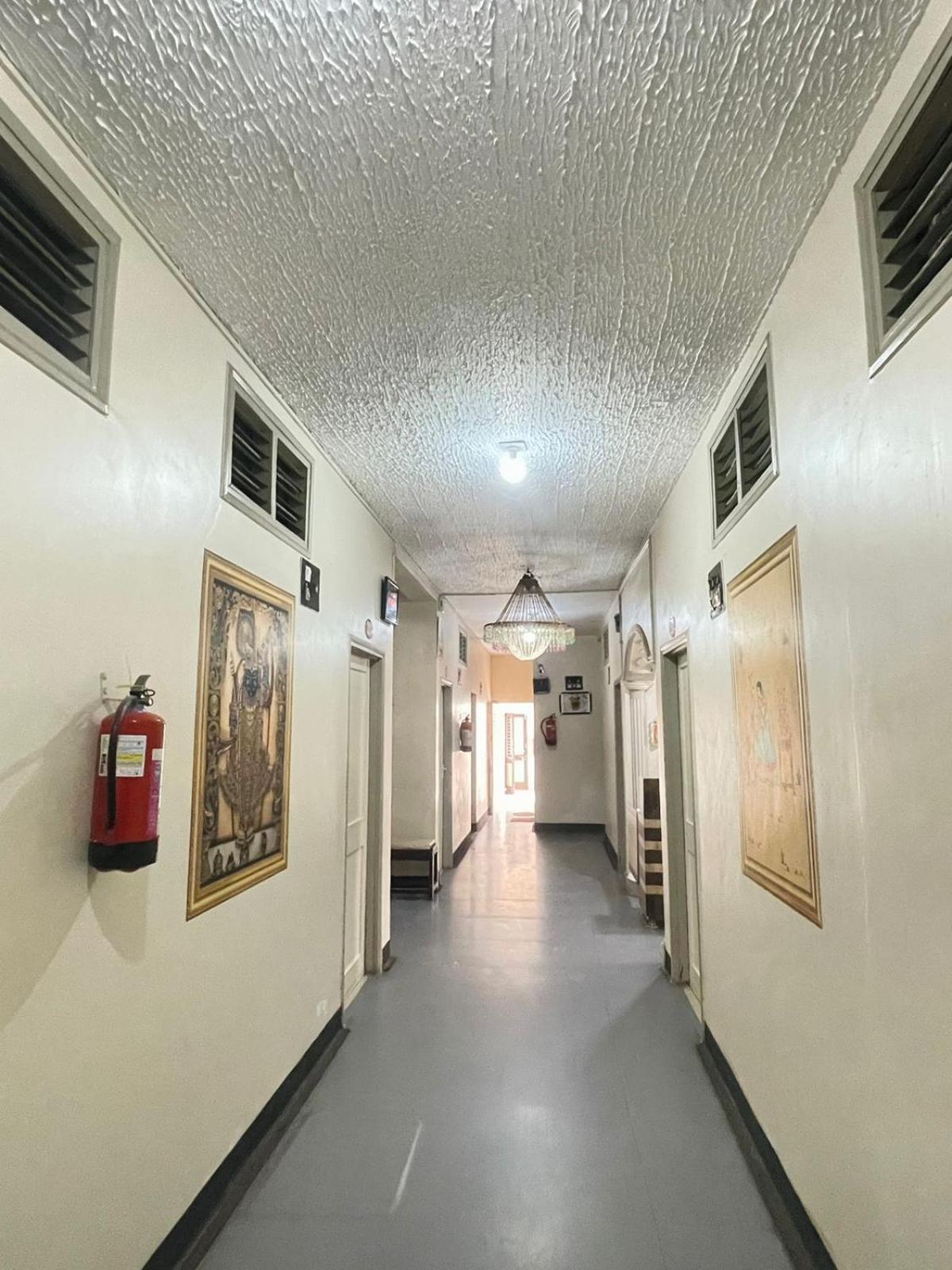 Hotel Rajdhani And Guest House Gujarat - Best Family Hotel In Halol Near Pavagadh And Halol Gidc المظهر الخارجي الصورة