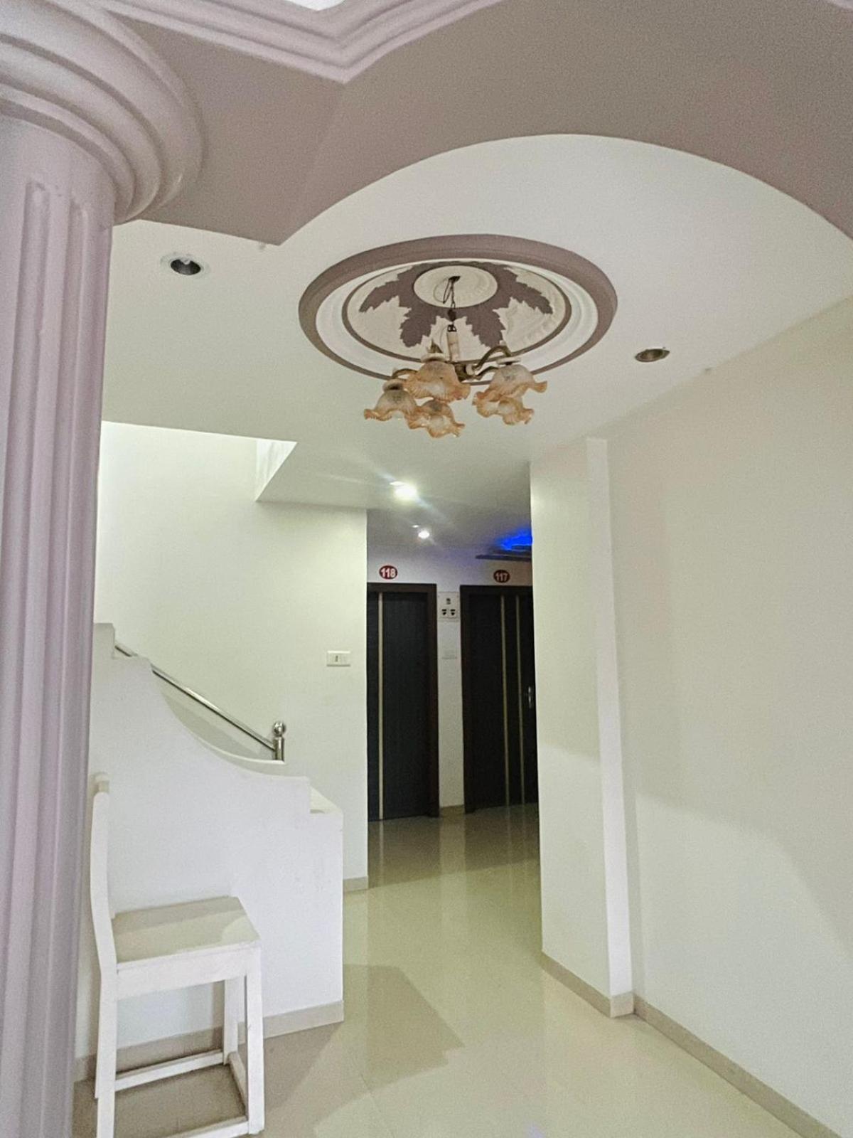 Hotel Rajdhani And Guest House Gujarat - Best Family Hotel In Halol Near Pavagadh And Halol Gidc المظهر الخارجي الصورة